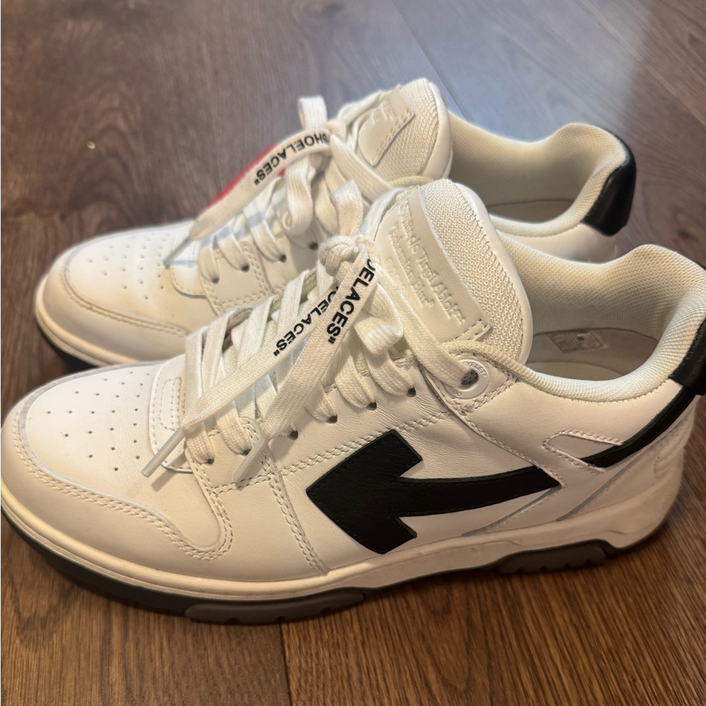 Off-White Out of Office “OOO” Sneakers - Picture 3 of 10